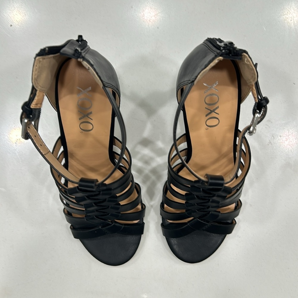 XOXO Black Strappy Open Toe Block Heel Summer Heels - Picture 2 of 9